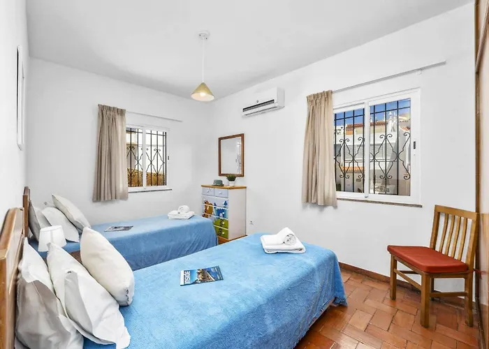 Alegre By فيلة *